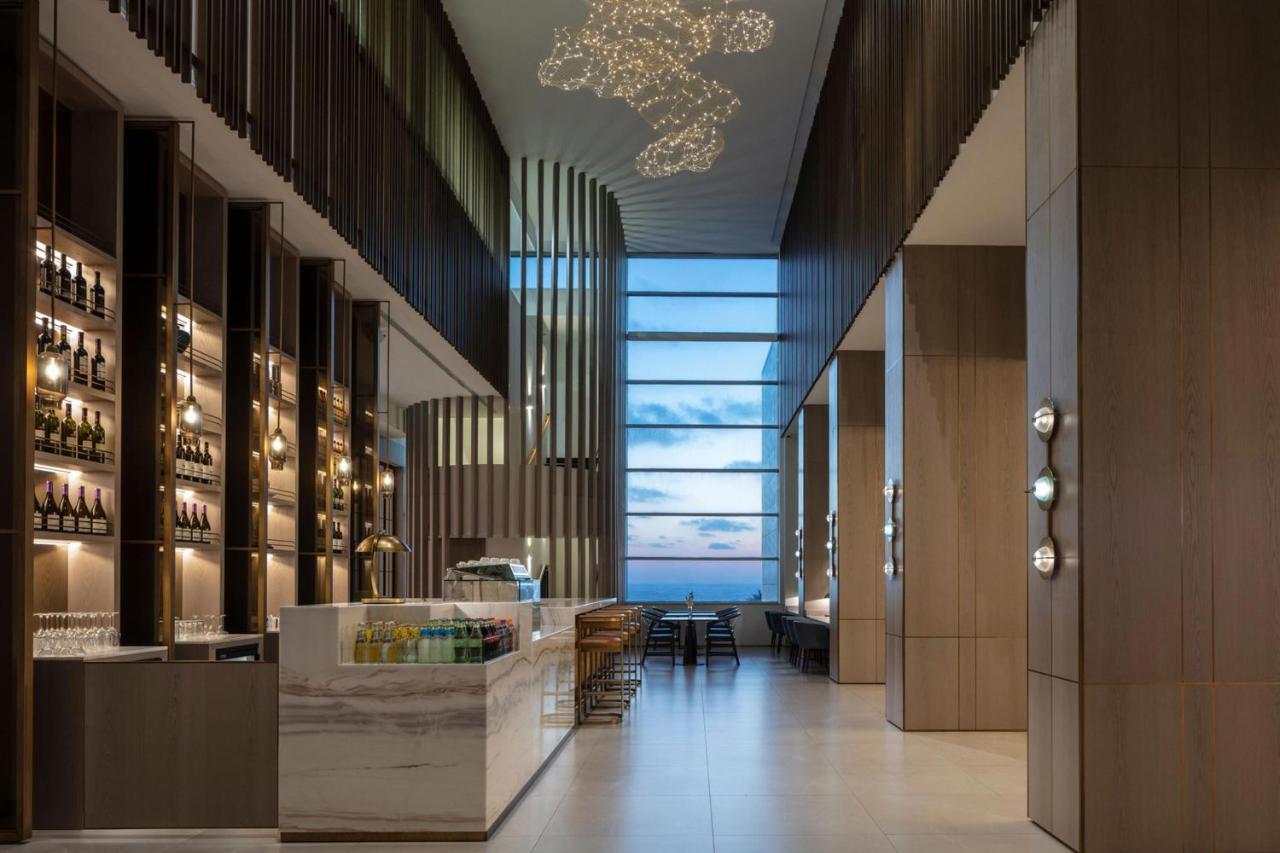 Sheraton Grand Hotel 5*