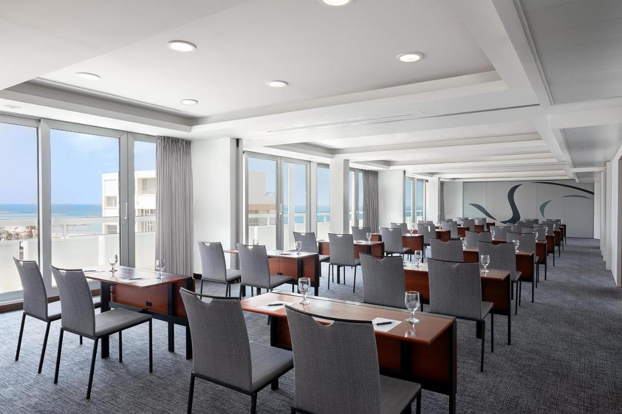 Sheraton Grand Hotel 5*
