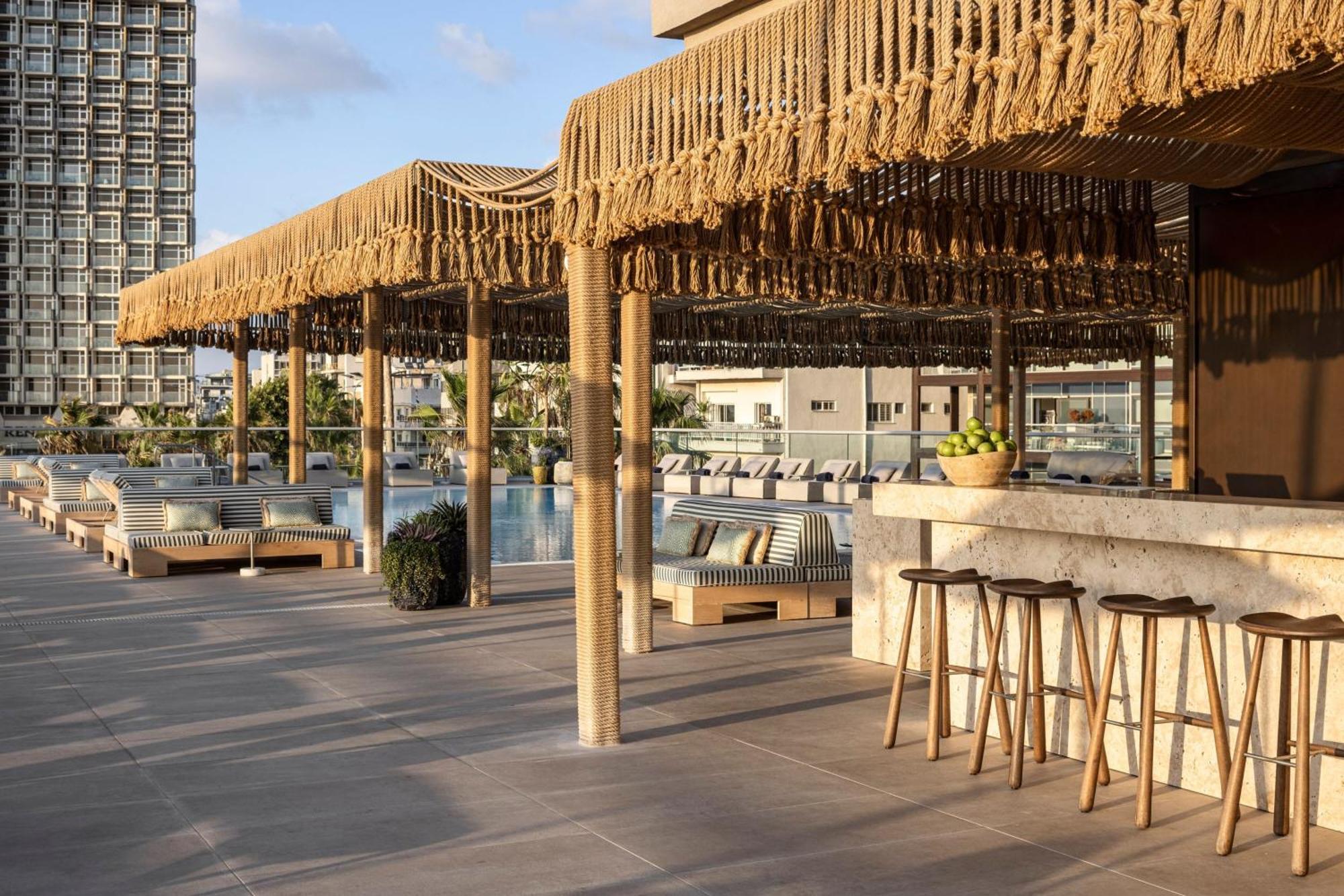 Sheraton Grand Hotel 5*