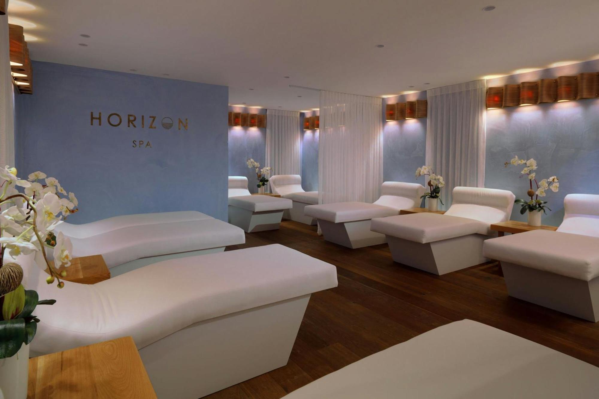 Sheraton Grand Hotel
